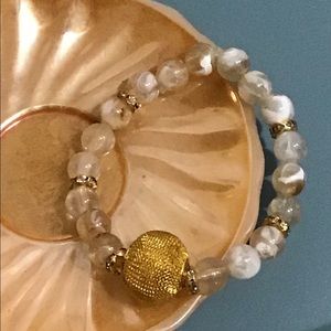 Marble glass beaded bracelet